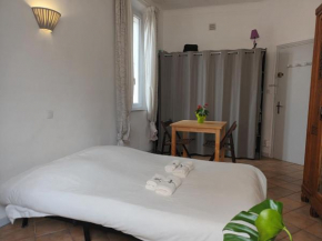 Studio à 50 m des plages du mourillon
